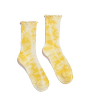 Load image into Gallery viewer, Primrose Frill Tie-Dye socks
